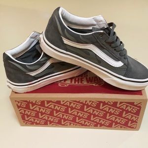 My son just grew to quick to wear them